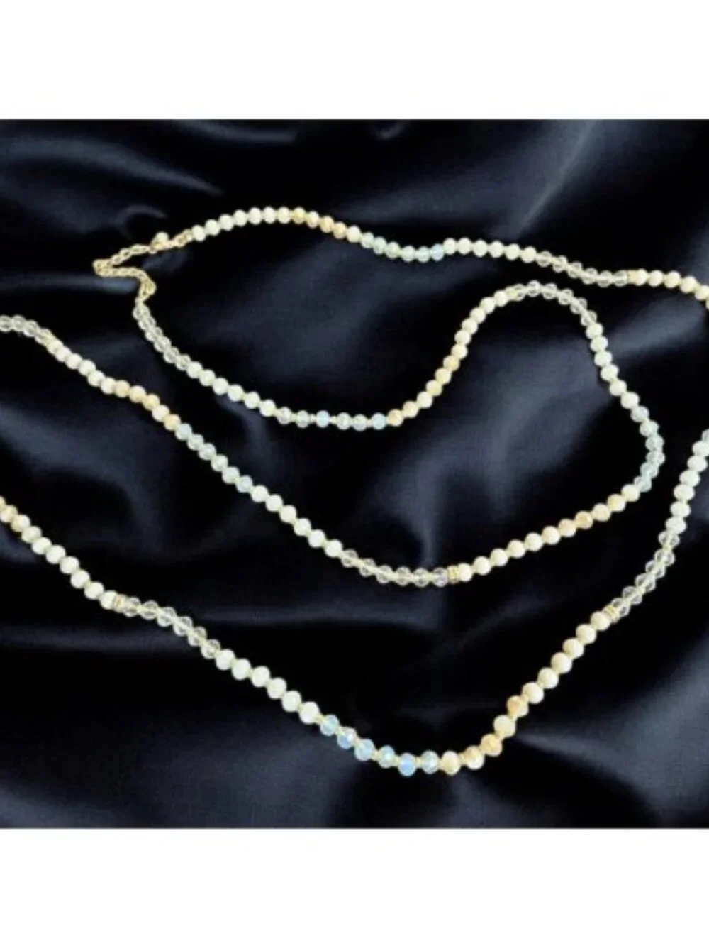 AVON Goldtone Pastel Beaded Art Deco Opalescent 55” Long Necklace